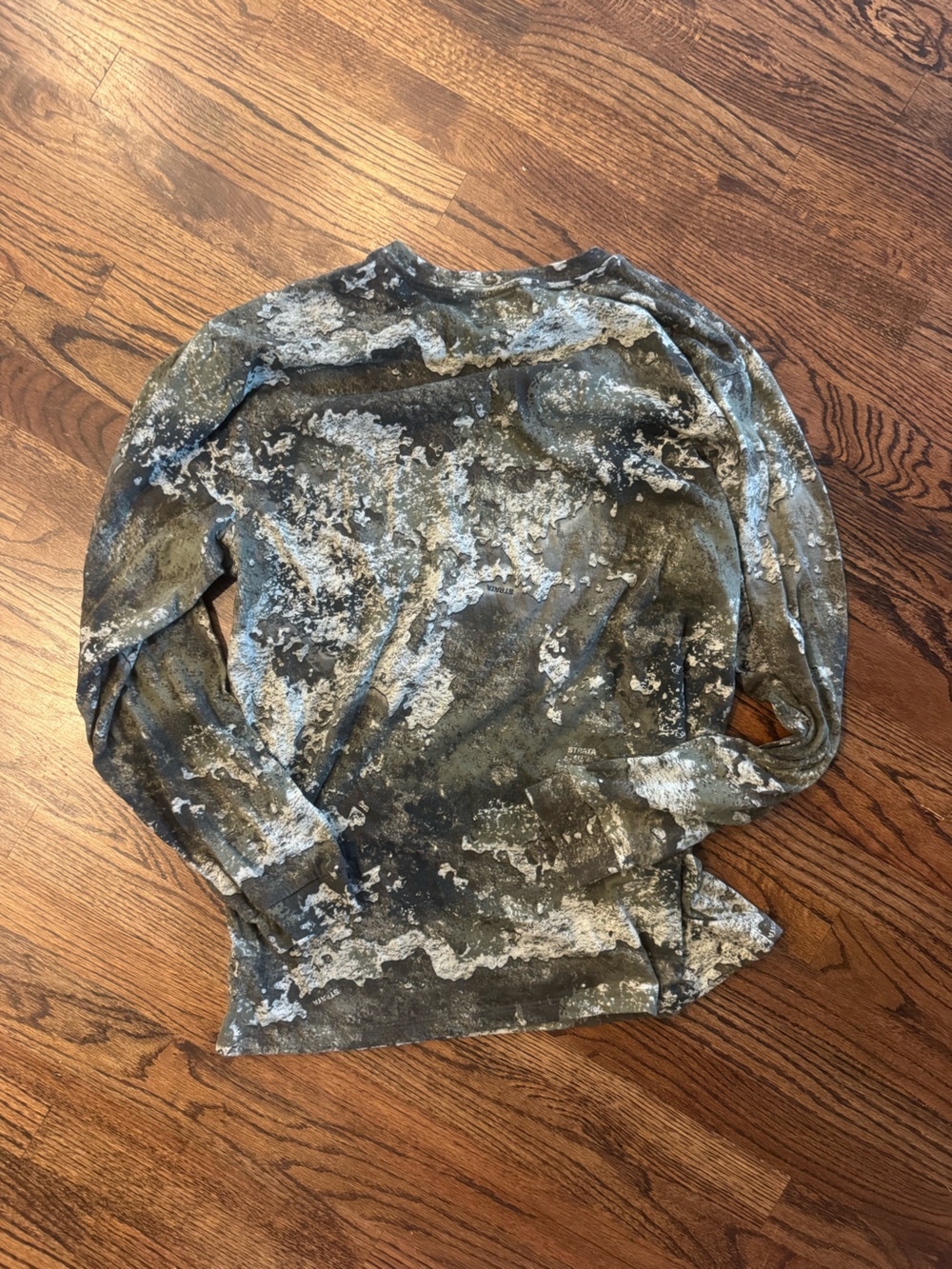 Abstract Print Lightweight Scarf - Gray & Cream